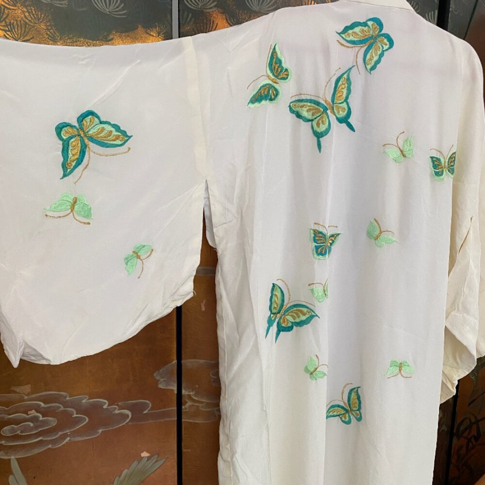 Beautiful Vintage White Silk Crepe Gold Teal and Green Butterflies Kimono Size M